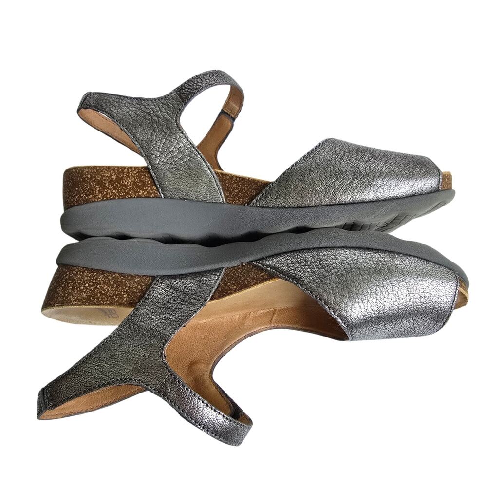 Dansko Marcy Wedge Sandals Size EU 40 US 9.5-10 Gray Metallic Leather Silver - Picture 13 of 14